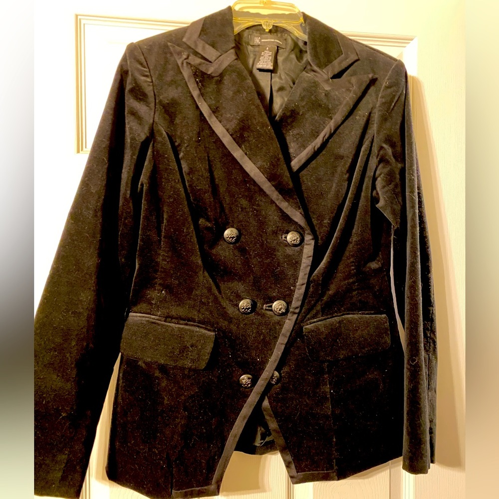 Black double breasted velvet blazer only worn one.  Excellent condition.